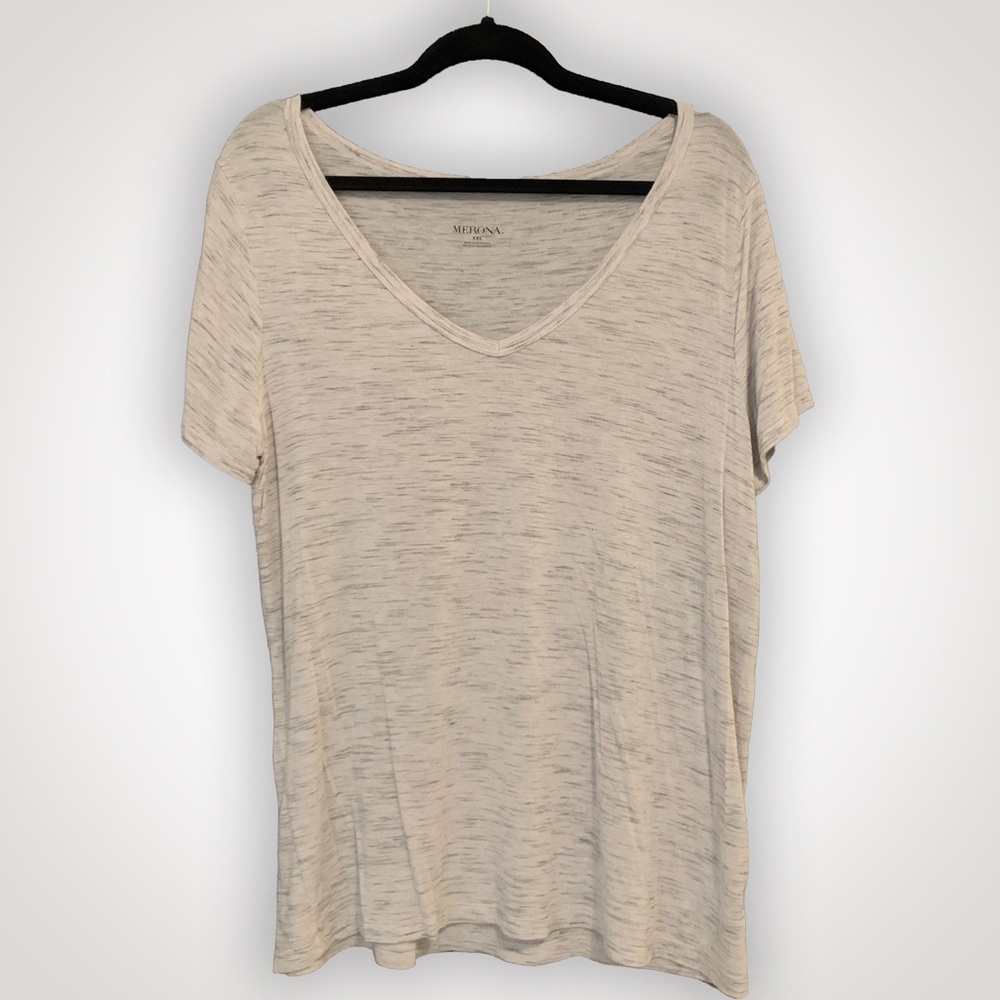 V neck tee